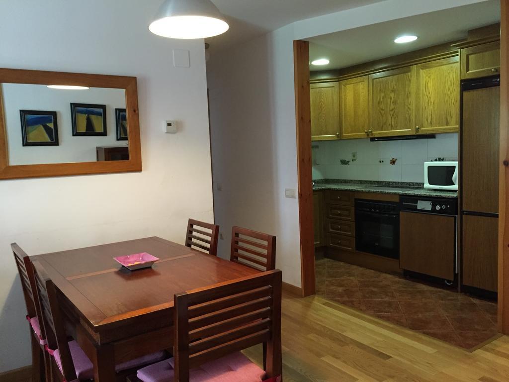Apartamento Lamatriz Dequin Edificio Sayo 8 Benasque Dış mekan fotoğraf